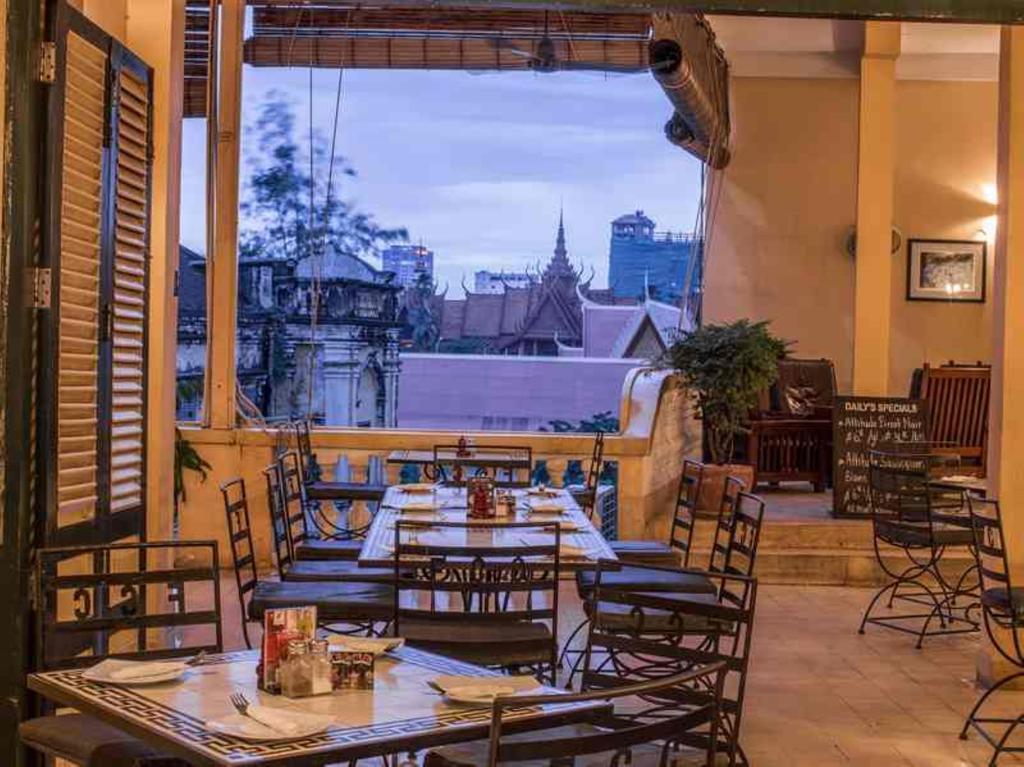 Fcc Phnom Penh Boutique Hotel Luaran gambar