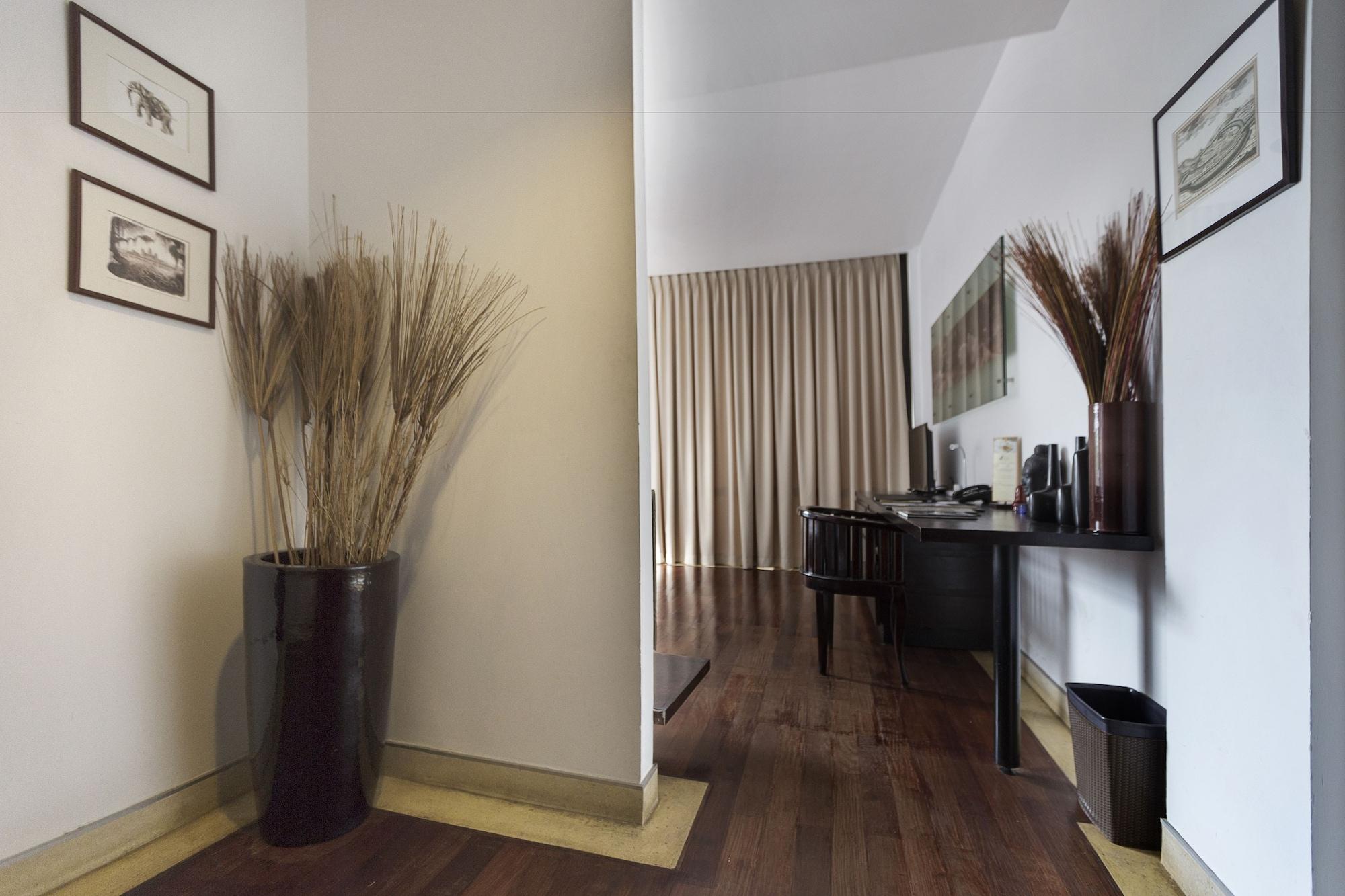 Fcc Phnom Penh Boutique Hotel Luaran gambar